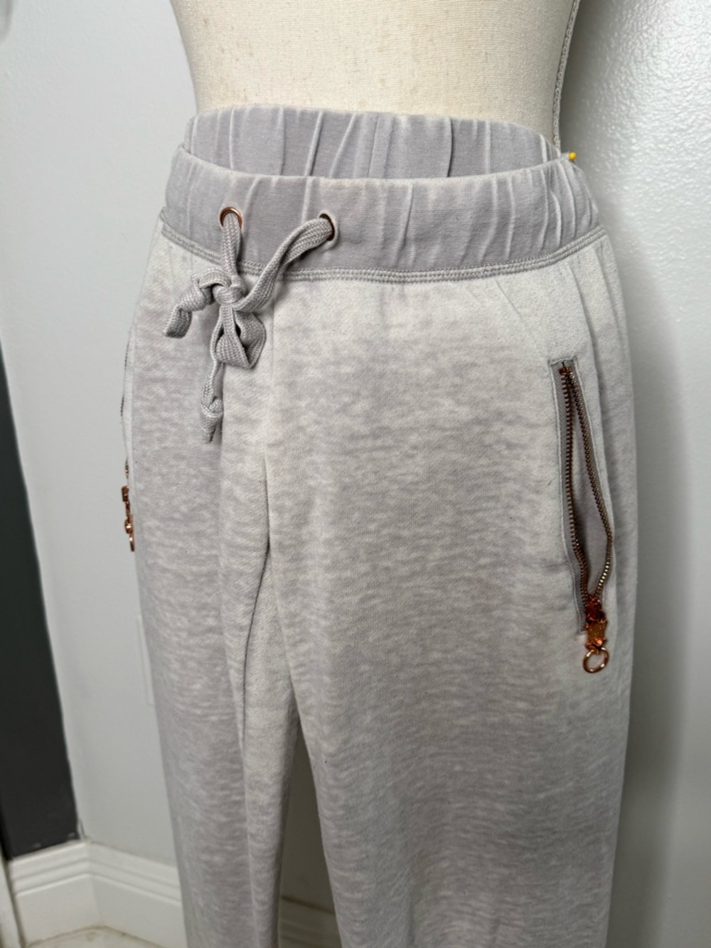 KINGS OF COLE  Joggers XS
